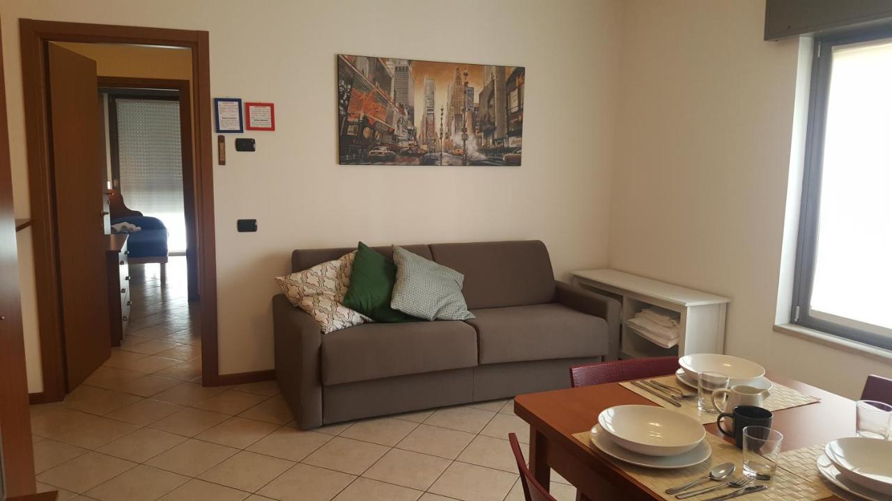 Residenza Teodolinda Apartment Monza Luaran gambar